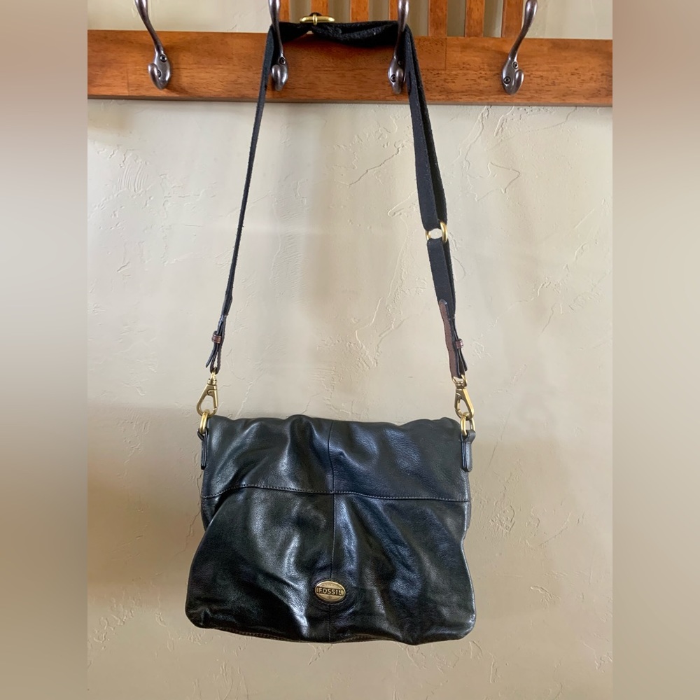 FOSSIL VINTAGE BLACK/BROWN TRIM GENUINE SOFT LEATHER CROSSBODY BAG